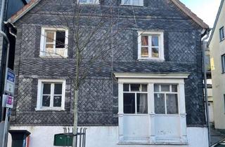 Haus kaufen in Hochstraße 11, 51688 Wipperfürth, Sanierungsbedürftiges Denkmalobjekt – Preis verhandelbar, viel Potenzial