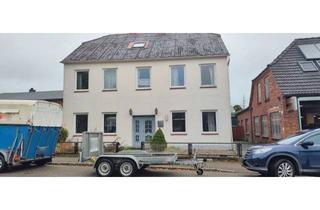 Haus kaufen in 23623 Ahrensbök, Älteres Herrenhaus in toller Lage in Ahrensbök