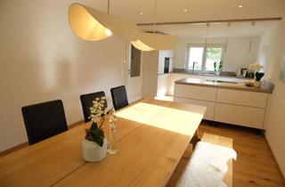 Einfamilienhaus kaufen in 89426 Wittislingen, Charmantes, modernisiertes Einfamilienhaus mit hochwertigem Holzanbau