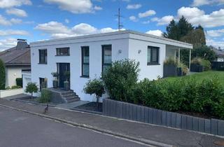 Haus kaufen in 65232 Taunusstein, Freistehendes Haus in perfekter Lage