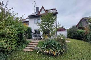 Haus kaufen in 78333 Stockach, Charmantes Reihenendhaus mit Garten, Kaminofen und Galerie - Hier beginnt Ihr Familienglück !