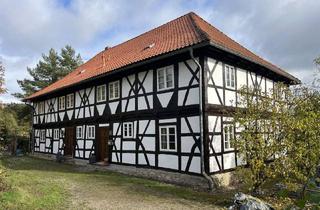 Haus mieten in Hilprechtshausen, 37581 Bad Gandersheim, Wunderschöne frisch renovierte Fachwerk-Doppelhaushälfte in landschaftlich reizvoller Lage