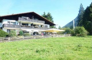 Immobilie mieten in Esterbergstraße 37, 82490 Farchant, Sehr helles Studio-Apartment mit freiem Bergblick und großem Balkon