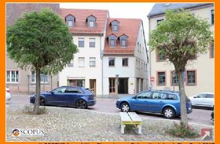 Wohnung kaufen in 08396 Waldenburg, Gemütliche Maisonette-Wohnung mit Einbauküche am Marktplatz
