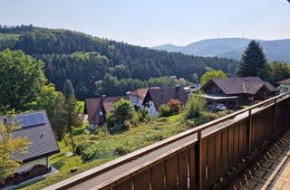 Wohnung kaufen in Lärchenweg 13, 77736 Zell, Geräumige 6 Zimmer Wohnung in einem kleinen Mehrfamilienhaus mit 3 Wohnungen in Zell am Harmersbach, kurzfristiger Bezug möglich