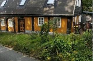 Haus kaufen in 02730 Ebersbach-Neugersdorf, Ebersbach-Neugersdorf - Haus mit Garten