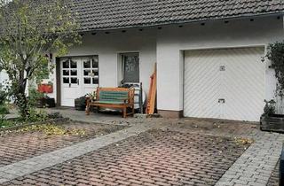 Haus kaufen in 54570 Pelm, Pelm - 3 Familienhaus in Pelm Im Tal