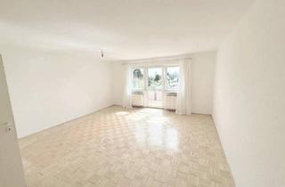Wohnung kaufen in 95032 Hof, Hof - Attraktive 2,5-Zimmer-Wohnung mit Balkon und Tiefgarage Top Lage
