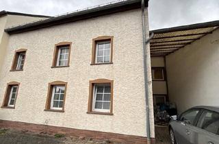 Einfamilienhaus kaufen in 54634 Bitburg, Bitburg - Gemütliches Einfamilienhaus mit Gestaltungspotenzial
