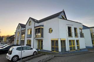 Wohnung kaufen in 09618 Brand-Erbisdorf, Kapitalanlage - vermietete, geräumige 3 Raum Wohnung im 1.OG mit Stellplatz in gepflegter Wohnanlage