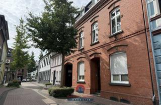 Wohnung kaufen in 47918 Tönisvorst, NEUER PREIS - ST.TÖNIS - BEZUGSBEREITE VIERZIMMERWOHNUNG MIT KÜCHE- BALKON- KAMIN- EMPORE+ GARAGE