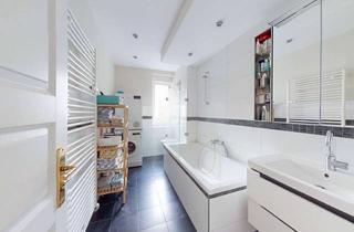 Wohnung kaufen in 12159 Schöneberg, Gepflegte Altbauwohnung mit Wohnküche in idealer Lage