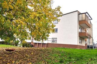 Wohnung kaufen in 72379 Hechingen, Gepflegte 3-Zimmer-Wohnung mit Balkon, Einbauküche und Garage