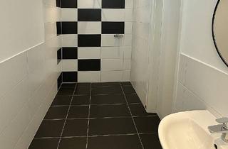 Wohnung kaufen in Ehlentruper Weg, 33604 Innenstadt, Achtung Eigennutzer: Kleine Wohlfühloase mit separater Hauseingangstür zu verkaufen!