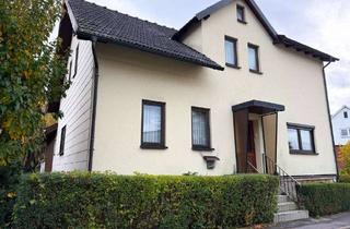 Wohnung kaufen in 96465 Neustadt, Eigentumswohnung mit separaten Grundstück und Ausbaupotenzial