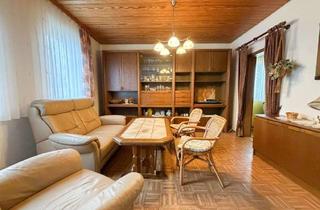 Wohnung kaufen in 96465 Neustadt, Eigentumswohnung mit separaten Grundstück und Ausbaupotenzial
