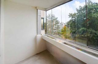 Wohnung kaufen in 30916 Isernhagen, Hannover - Altwarmbüchen: Charmante 3-Zimmer-Eigentumswohnung mit Blick ins Grüne!