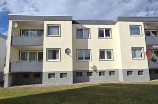 Wohnung kaufen in 33104 Paderborn, Charmante 3-Zimmer-Wohnung mit Balkon Schloß Neuhaus