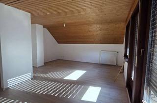 Wohnung mieten in 68163 Neuostheim, Helle 2-Zimmer Dachgeschosswohnung in Mannheim Neuostheim / Neuhermsheim