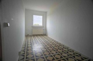 Wohnung mieten in Röpersdorfer Straße 11, 17291 Prenzlau, 4-Zimmer-Wohnung: Platz für alle!