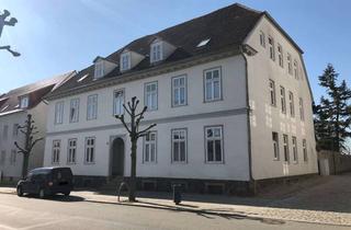Wohnung mieten in Glambecker Straße, 17235 Neustrelitz, 3-Raum Wohnung in der Innenstadt