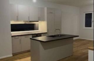 Wohnung mieten in 22177 Bramfeld, Neuwertige 4-Raum-Wohnung mit Balkon und Einbauküche in Hamburg