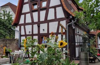 Wohnung mieten in 64521 Groß-Gerau, Charmantes, saniertes 2,5-Zimmer-Maisonette-Bauernhaus in Wallerstädten (Groß-Gerau)