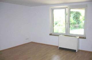 Wohnung mieten in Düsseldorfer Straße 94, 41460 Neuss, Wohnung im Untergeschoss