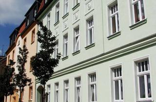Wohnung mieten in Bahnhofstraße 36, 04552 Borna, 3-Raum, zentral gelegen mit Stellplatz u. neuem Bad