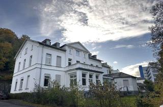 Wohnung mieten in Ostallee, 56112 Lahnstein, Luxuriöse - Stilvolle 4-Zimmer Wohnung in historischer Villa – hohe Decken & viel Raum zum Leben