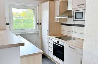 Wohnung mieten in 71083 Herrenberg, Gepflegte 3,5-Zimmer-Wohnung mit Einbauküche, großer Terrasse & Stellplatz in Herrenberg