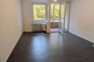 Wohnung mieten in Dr.-Linnert-Ring 73, 90473 Langwasser, 2 Zimmer im Grünen ab SOFORT!!