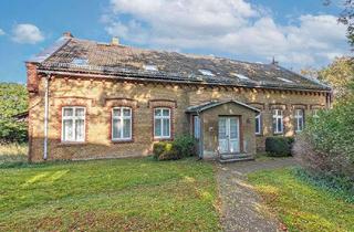 Haus kaufen in Dorfstraße, 17337 Uckerland, Auktion - Ehemaliges Pfarrgehöft bestehend aus Pfarrhaus, Scheune und Stall