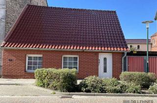 Haus kaufen in 19309 Lenzen, Geräumiges Grundstück mit EFH, 2 Auffahrten und viel Nebengelass im Zentrum von Lenzen