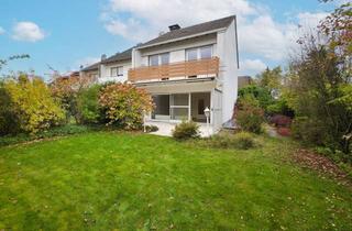 Haus kaufen in Auf Dem Hügel 15, 42799 Leichlingen, Dorfleben pur: Gepflegtes Haus in zentraler, ruhiger Anliegerstraße