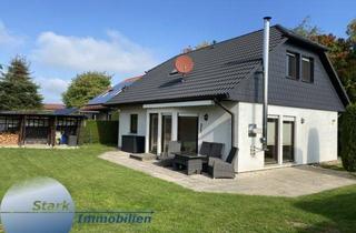 Haus mieten in Nach Den Drei Bergen 14, 08527 Plauen, Stark! Wunderschönes 3 Raum EFH mit EBK und Garten!