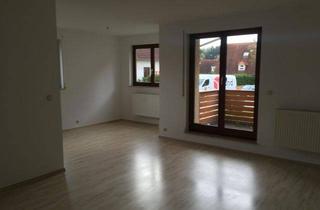 Wohnung mieten in Louis-Lejeuné-Straße, 08371 Glauchau, Große 3-Raumwohnung im EG in ländlicher Umgebung