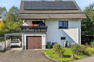 Einfamilienhaus kaufen in 51702 Bergneustadt, Bergneustadt: Gepflegtes Einfamilienhaus mit großem Grundstück, Photovoltaikanlage und Wallbox