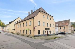 Haus kaufen in 92237 Sulzbach-Rosenberg, Denkmalschutz: Wohn- und Geschäftshaus – historischer Altbau als Investment