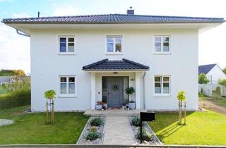 Einfamilienhaus kaufen in 73463 Westhausen, Familientraum im idyllischen Nessetal - Luxuriöses Einfamilienhaus mit sonniger Terrasse und groß...