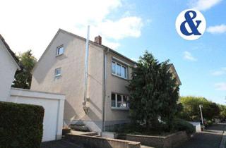 Einfamilienhaus kaufen in 53227 Oberkassel, Wohlfühloase in unmittelbarer Nähe vom Rhein: Einfamilienhaus in Bonn-Oberkassel