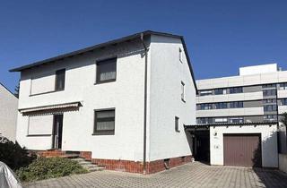 Einfamilienhaus kaufen in 93059 Weichs, Charmantes Einfamilienhaus mit großem Garten und Potenzial in Regensburg-Reinhausen