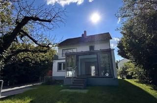 Haus kaufen in 67122 Altrip, Charmantes Zweifamilienhaus mit Wintergarten-Highlight