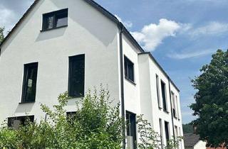 Doppelhaushälfte kaufen in 78628 Rottweil, Neubau-Doppelhaushälfte in Rottweil, mit Eigenleistung sparen