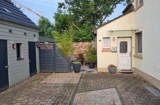 Doppelhaushälfte kaufen in 40764 Langenfeld, Doppelhaushälfte mit Charme