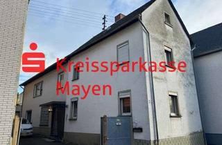 Einfamilienhaus kaufen in 56751 Polch, Einfamilienhaus im Ortskern von Polch
