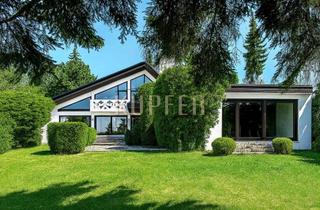 Villa kaufen in 91301 Forchheim, Stilvolles Wohnen in Top-Lage Forchheim nahe Erlangen – Villa mit Fernblick!