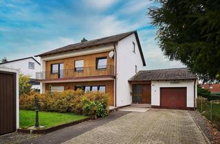 Haus kaufen in 94333 Geiselhöring, Vielseitiges Zweifamilienhaus mit großem Garten in ruhiger Lage von Geiselhöring