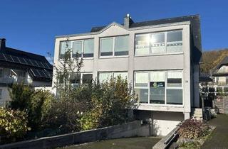 Haus kaufen in 59929 Brilon, Ein Haus mit viel Potenzial in Top-Lage!