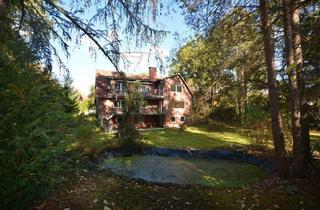 Haus kaufen in 29313 Hambühren, Großes, bezugsfreies 2-Familienhaus mit wohnwertem Keller für Büro, Gäste, etc. auf 2.795 m² G